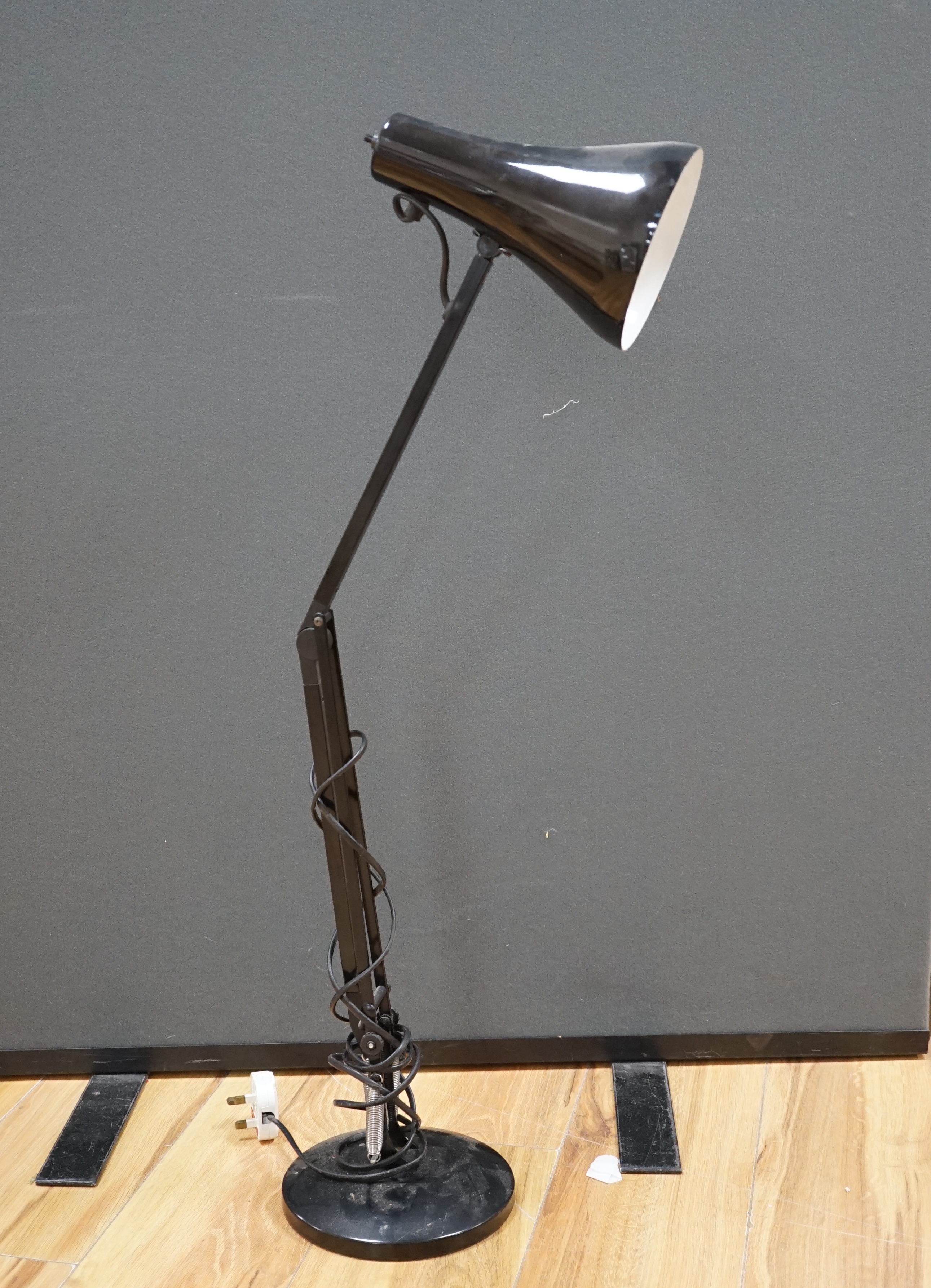 A 1990s Model 90 black anglepoise lamp